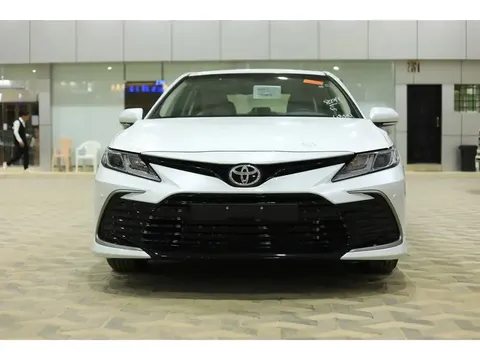 Discover undefined undefined Exterior Interior Images.Find all aspects and details of cars.