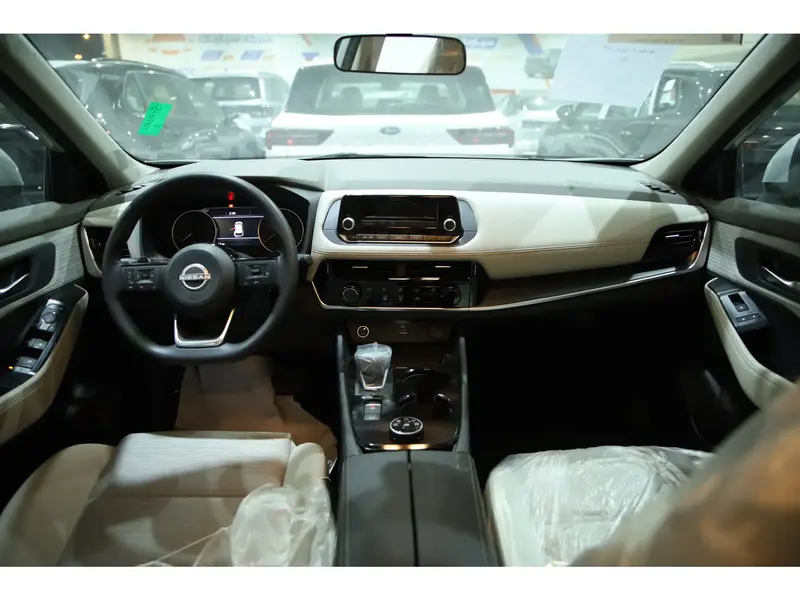 Discover undefined undefined Exterior Interior Images.Find all aspects and details of cars.