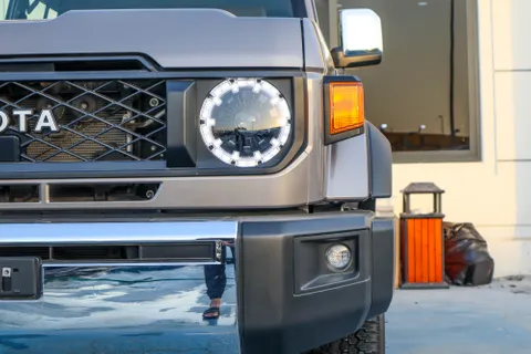 Toyota Land Cruiser 4.0L Hardtop 2024
