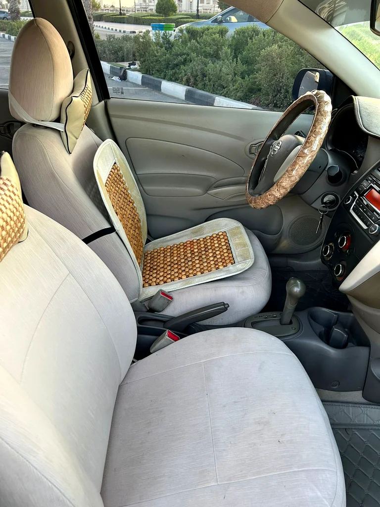 Nissan Sunny 2015