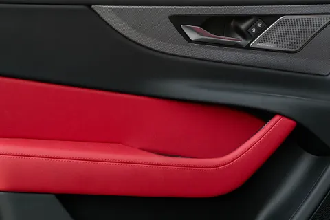 Discover undefined undefined Exterior Interior Images.Find all aspects and details of cars.