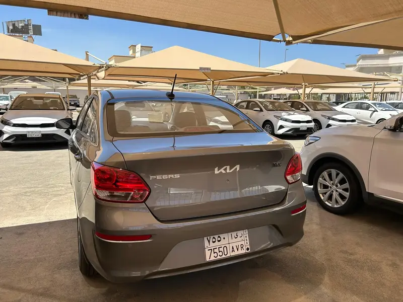 KIA Pegas 2025
