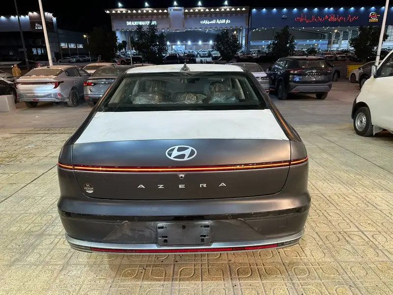 Hyundai Azera 2025
