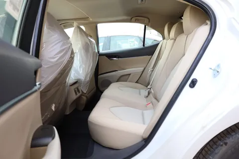 New Toyota Camry 2.5L GLE 212 HP 2023