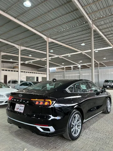 Ford Taurus 2023