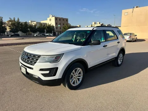 Discover undefined undefined Exterior Interior Images.Find all aspects and details of cars.