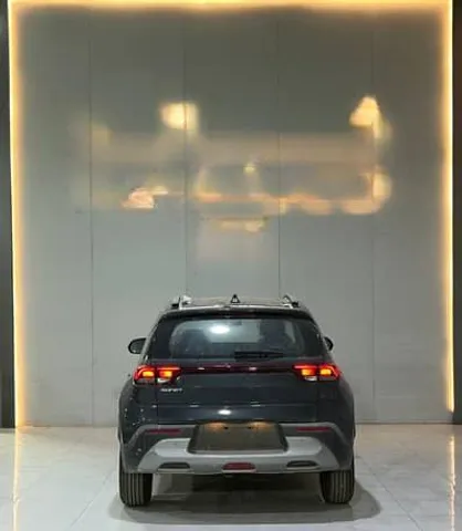 Discover undefined undefined Exterior Interior Images.Find all aspects and details of cars.