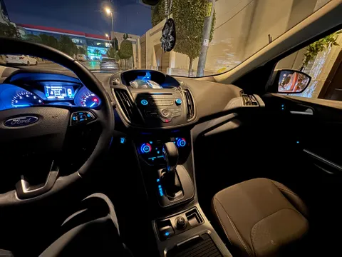 Discover undefined undefined Exterior Interior Images.Find all aspects and details of cars.