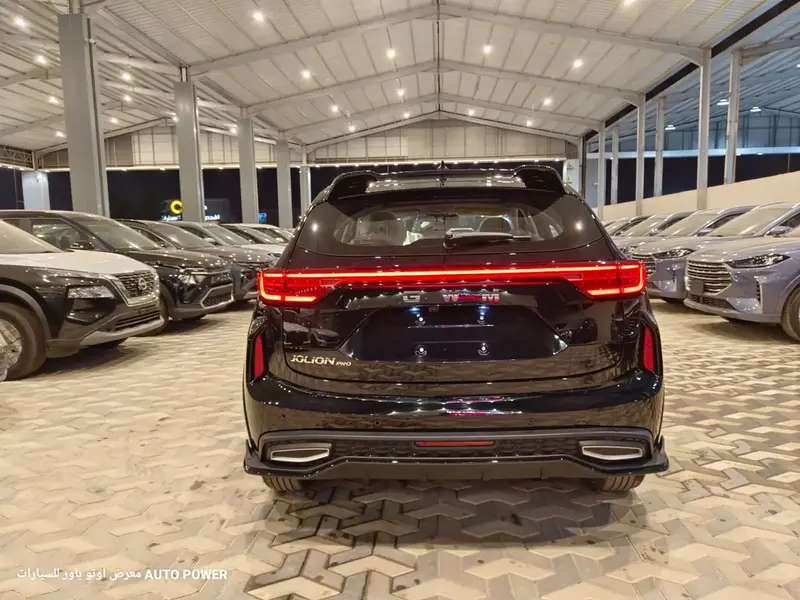 Discover undefined undefined Exterior Interior Images.Find all aspects and details of cars.