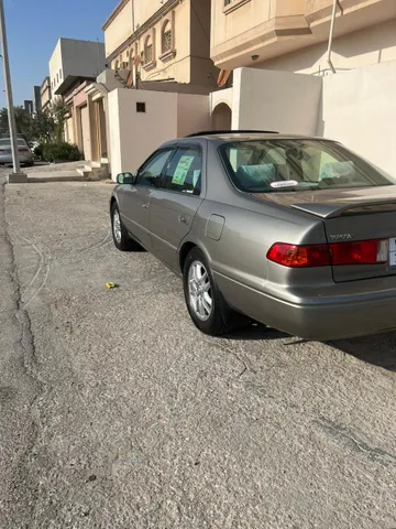 New Toyota Camry 2000
