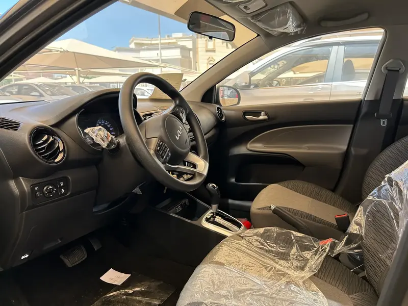 KIA Pegas 2025