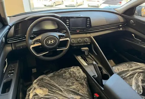 Discover undefined undefined Exterior Interior Images.Find all aspects and details of cars.