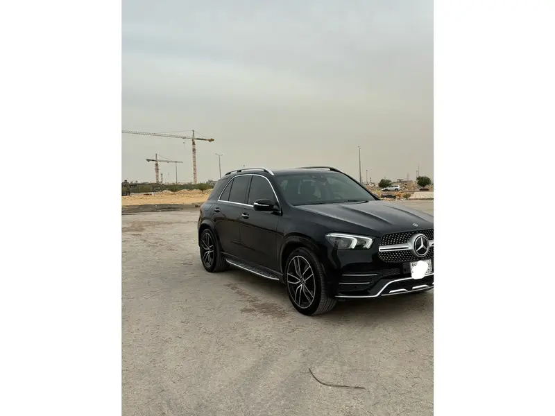 Discover undefined undefined Exterior Interior Images.Find all aspects and details of cars.