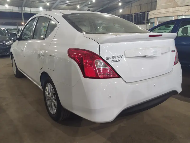 Nissan Sunny 2024