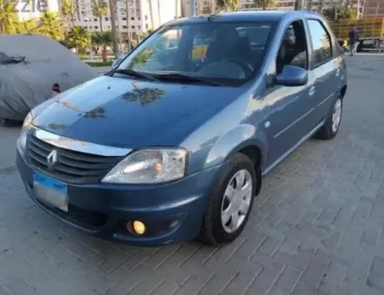 renault logan image Renault Logan 1.6L Signatura Plus A/T 2013