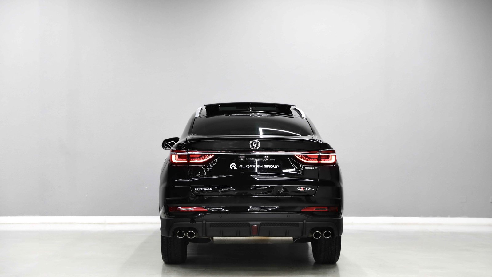 Discover undefined undefined Exterior Interior Images.Find all aspects and details of cars.