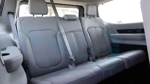 New Jeep Grand Wagoneer 3.0T 4WD	 2024