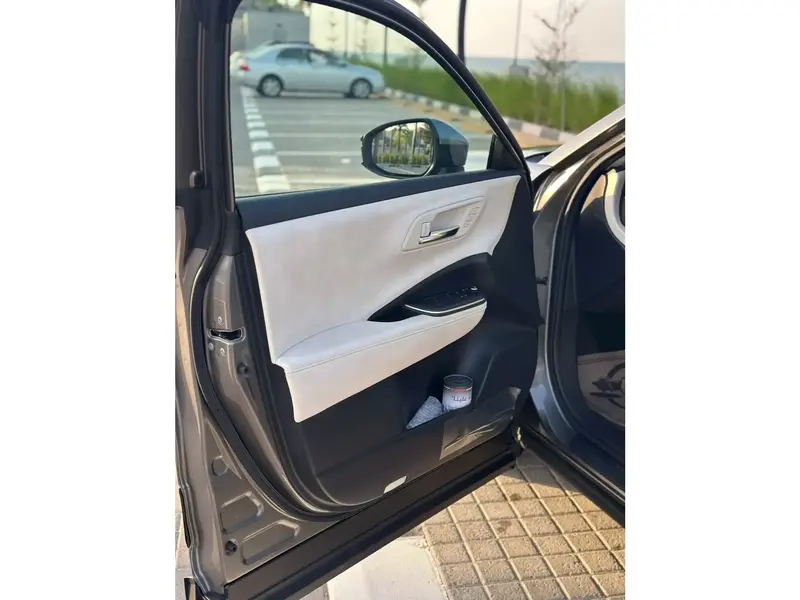Toyota Crown 2023
