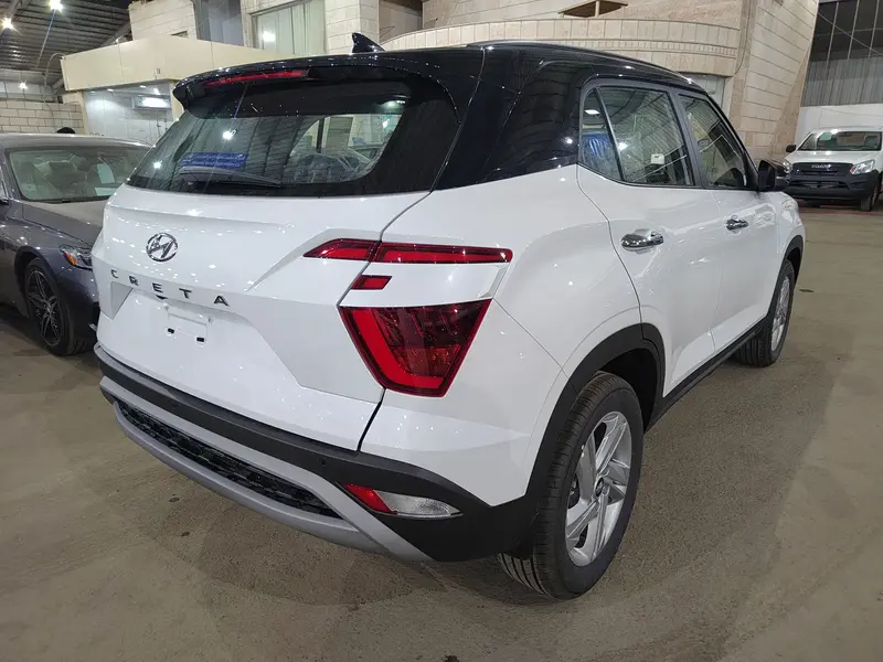 Discover undefined undefined Exterior Interior Images.Find all aspects and details of cars.