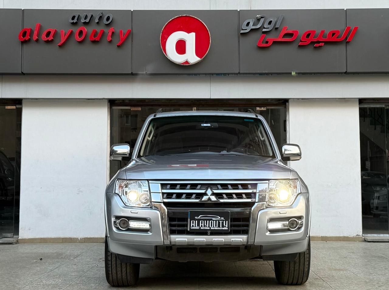 Mitsubishi Pajero 2016