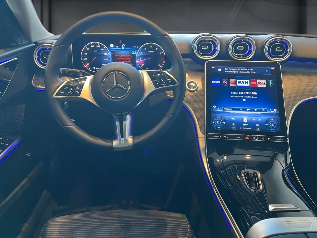 مرسيدس بنز C Class 2024