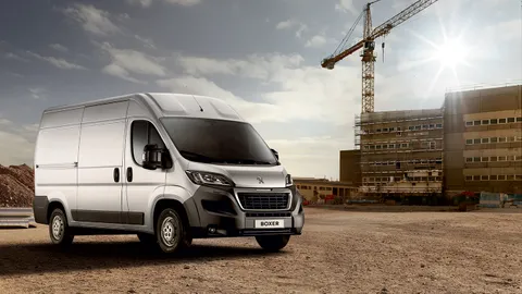 peugeot boxer image Peugeot Boxer 2025 2.2L Diesel (L4H3)