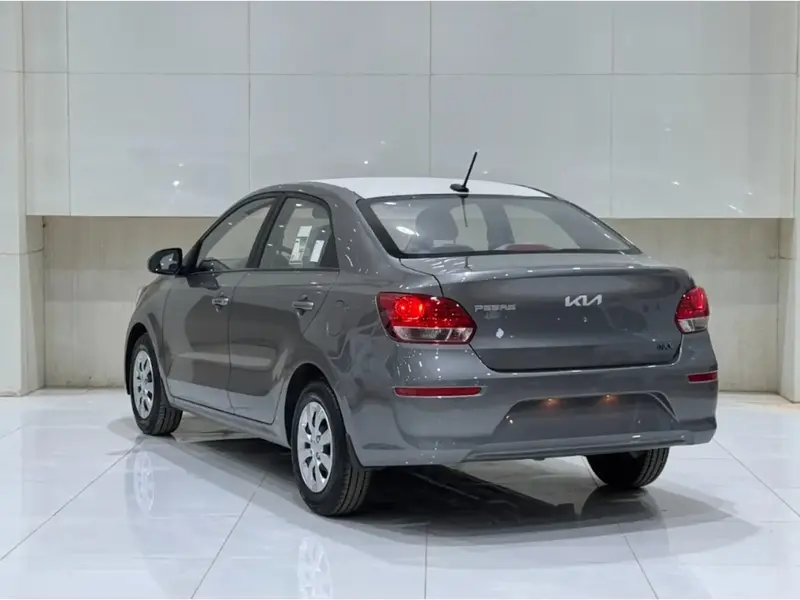 KIA Pegas 2025