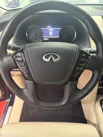 Infiniti QX80 5.6L Luxury 2023