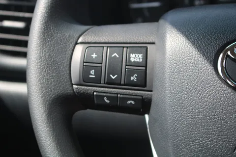 New Toyota Hilux 2.4L Double Cab 4x4 2025