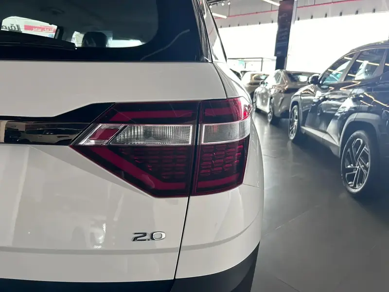 Discover undefined undefined Exterior Interior Images.Find all aspects and details of cars.