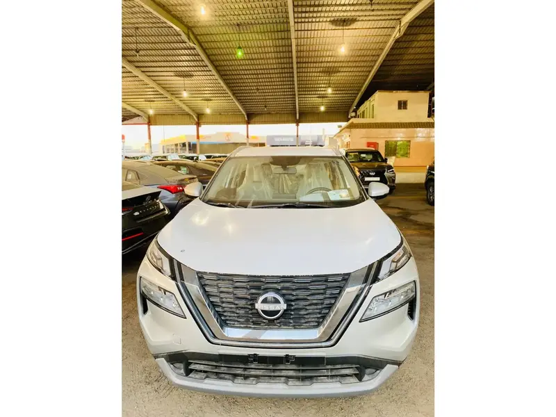 Nissan X-Trail 2025
