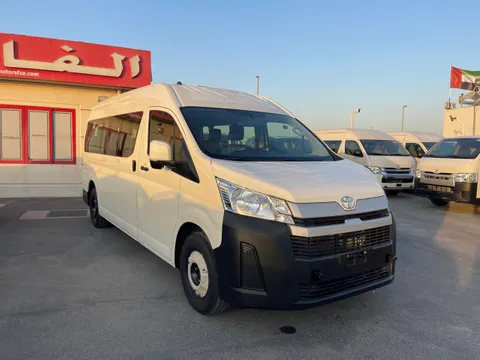 New Toyota Hiace 3.5L high roof commuter (13 seater) 2025
