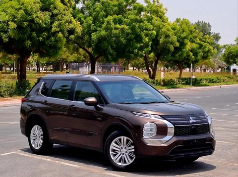 Mitsubishi Outlander 2.4L GLX (7-Seater) Mid 2023