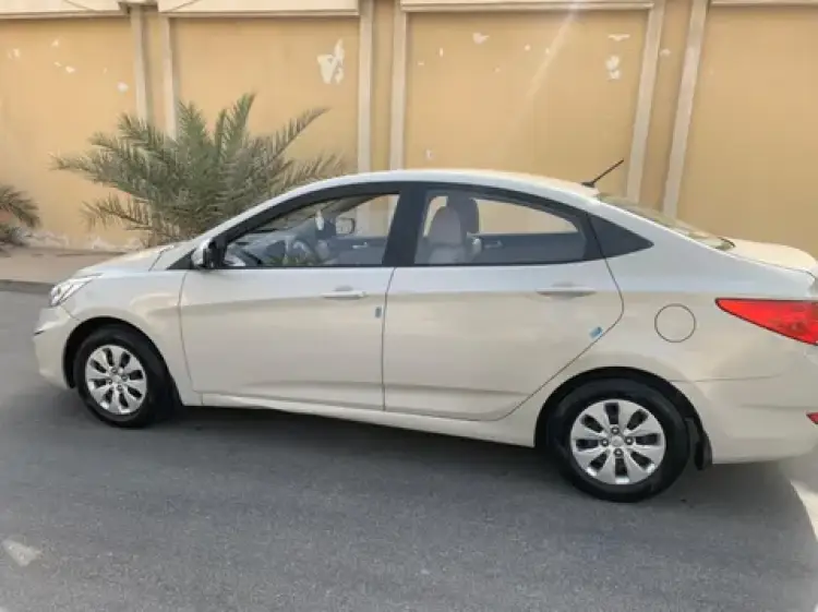 hyundai hyundai-accent image Hyundai Accent 1.4L Mid 2017
