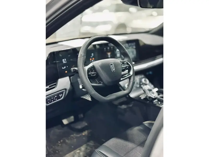 Bestune B70S 2024