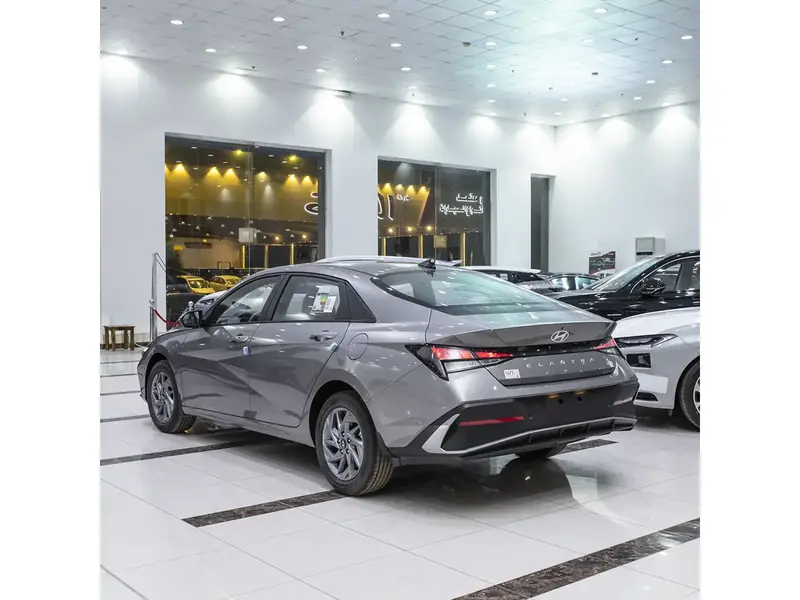 Hyundai Elantra 2025