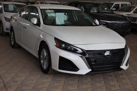 New Nissan Altima 2.5 S 2023