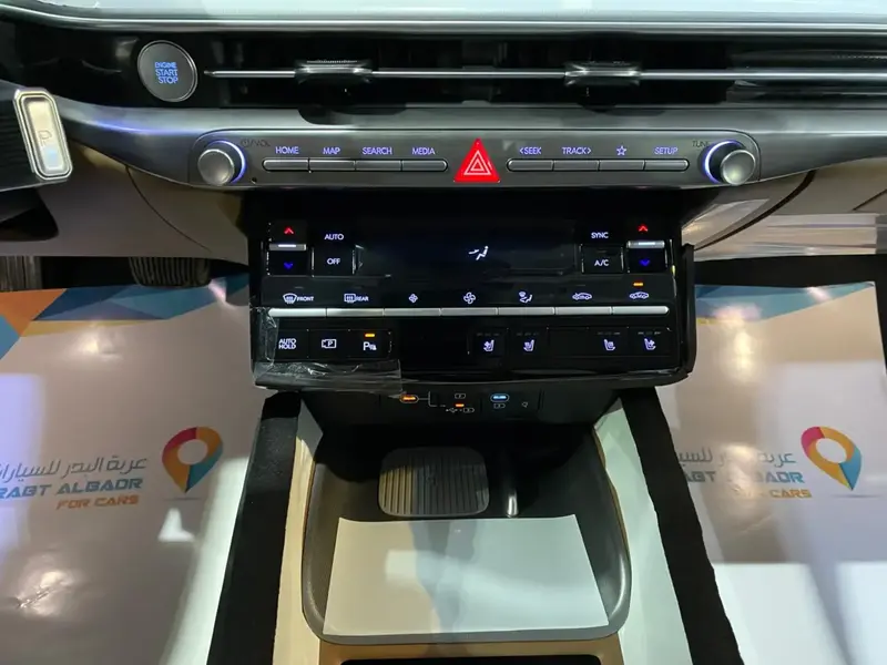 Hyundai Azera 2025
