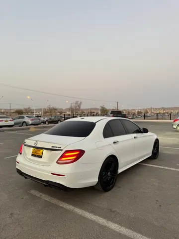 Mercedes-Benz 300 2019