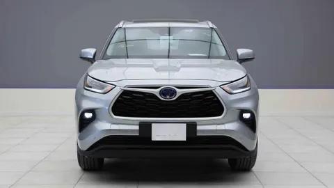 toyota toyota-highlander image New Toyota Highlander 2024