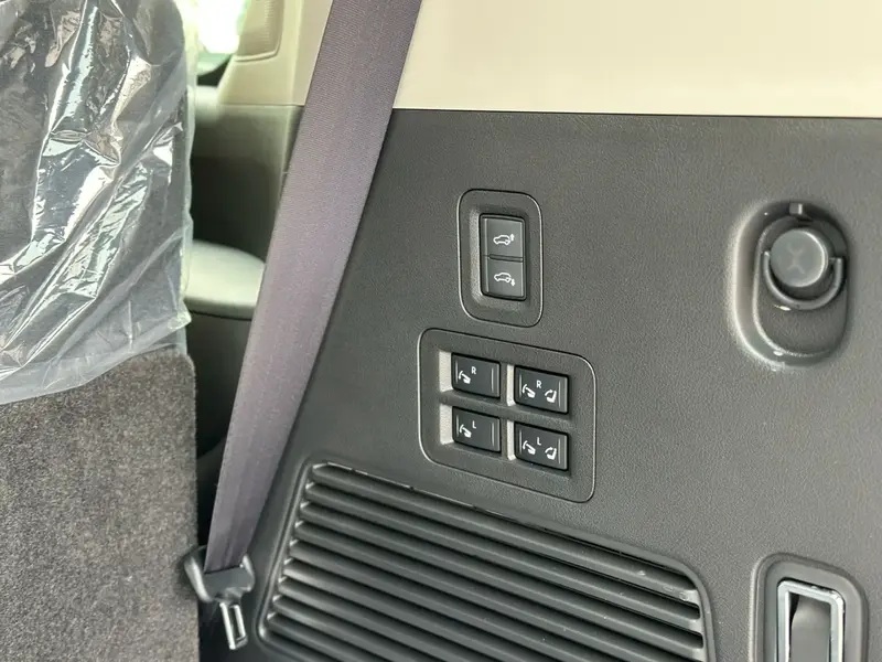 Infiniti QX80 2025