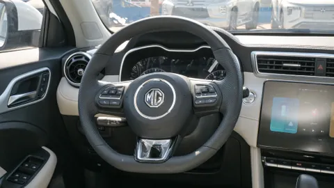 New MG ZS 1.5L LUX 2024