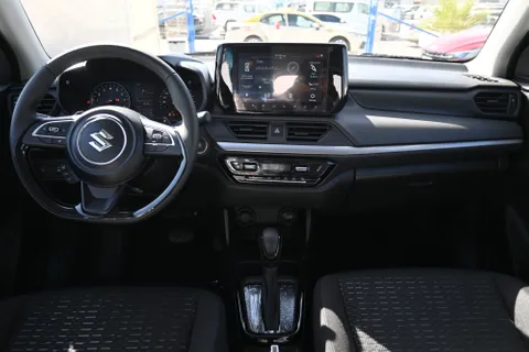 New Suzuki Swift 1.2L GLX 2025