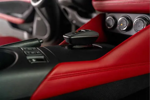 Discover undefined undefined Exterior Interior Images.Find all aspects and details of cars.