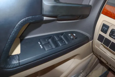 Toyota Land Cruiser 4.5L GXR Petrol 2015