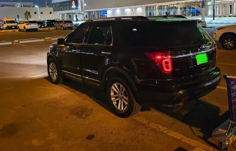 Ford Explorer 3.5L V6 LTD (AWD) Full Option 2015
