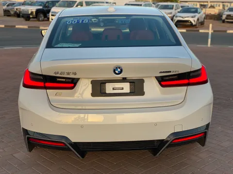 New BMW i3 2023
