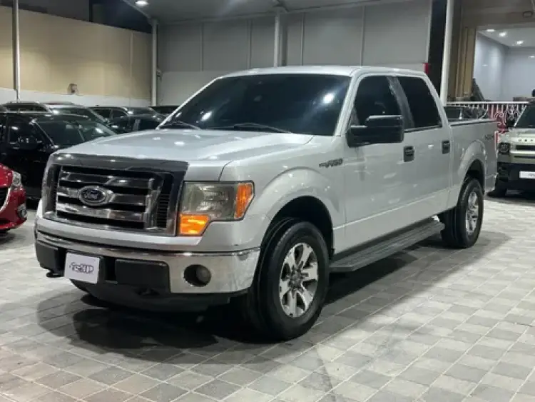 ford f-150 image Ford F-150 6.2L 4-door 2012