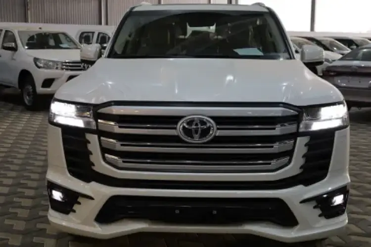 toyota toyota-land-cruiser image New Toyota Land Cruiser 3.5T GXR-L4 2023