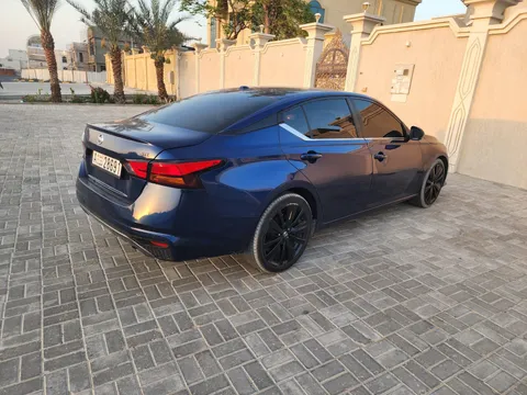 Discover undefined undefined Exterior Interior Images.Find all aspects and details of cars.